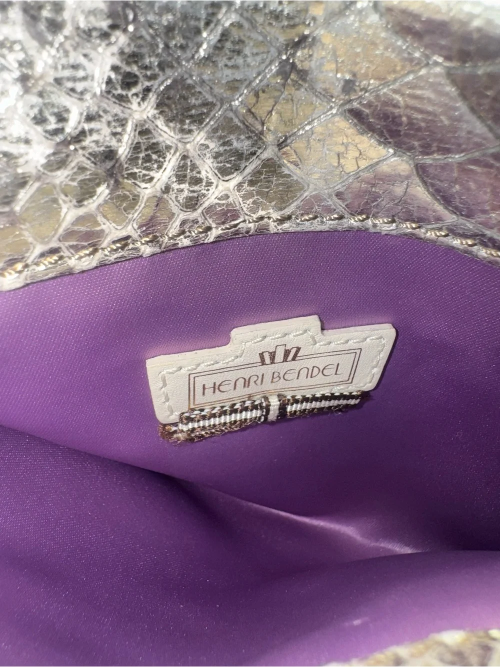 henri bendel Silver Snakeskin Wristlet EUC